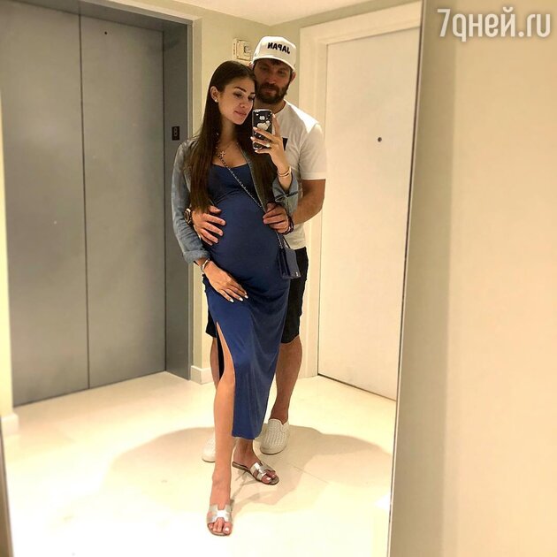 Александр Овечкин и Анастасия Шубская