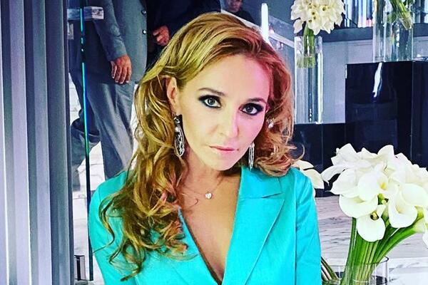 «Так не бывает»: фанатов потряс вид Татьяны Навки без макияжа