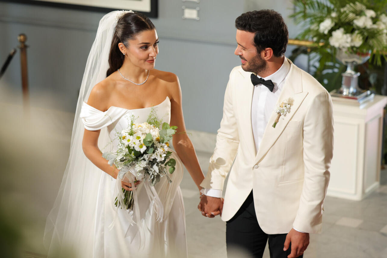 Сериал «Любовь и слезы» с Ханде Эрчел досрочно закрывается