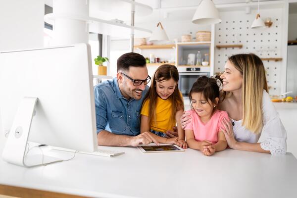 Интерактивное образование вместо гаджетов: что может предложить ребенку эдьютейнмент