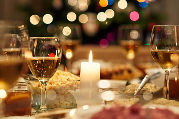 Готовим салат с курицей и грибами в виде головы лошади — задобрит символ нового года