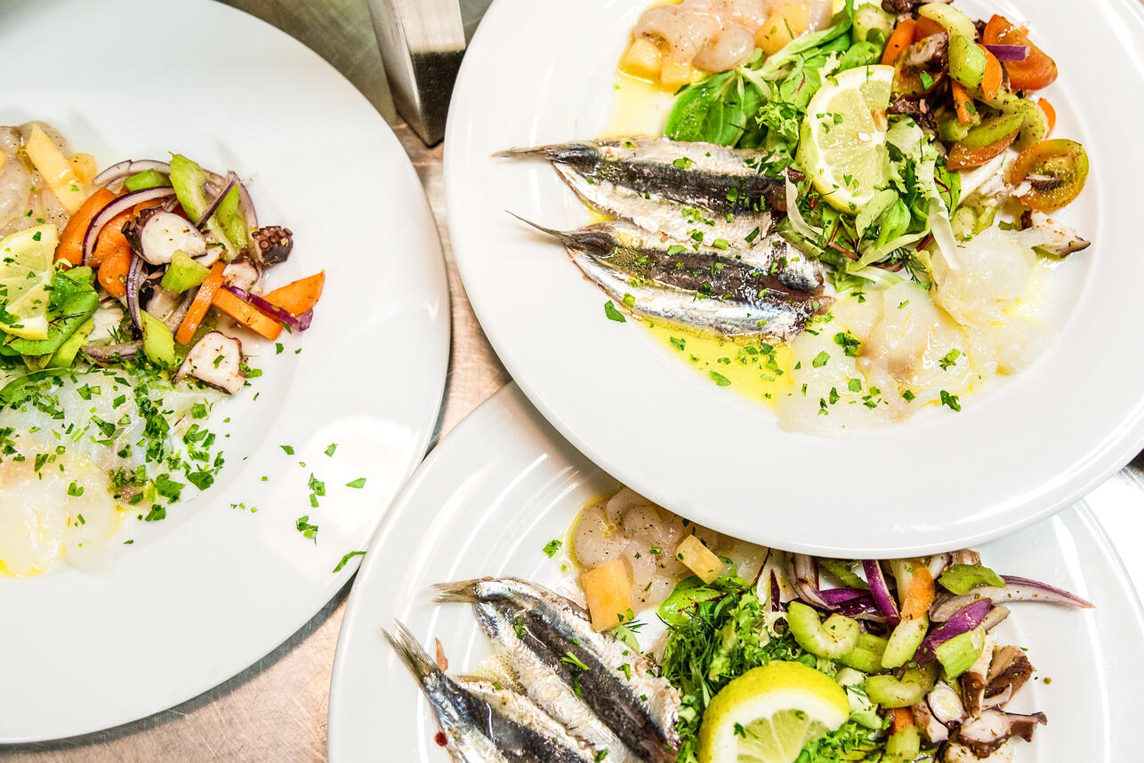 рыбные консервы, польза рыбных консервов, омега-3, продукты против старения, витамин D, коллаген, рацион молодости, питание для кожи, как сохранить молодость, полезная еда для женщин, нутрициолог советы, рыба и здоровье