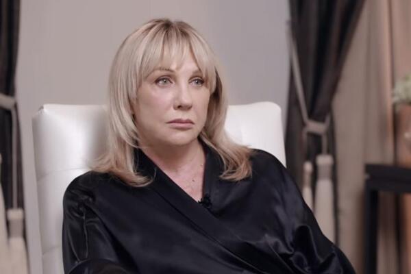 Елена Яковлева рассказала о мучениях сына: «Лицо месяц опухшее как от ожога»