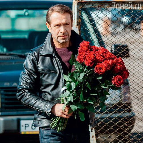 Владимир Машков в работе максималист. Для съемок в «Налете» он на полгода переехал в Калининград