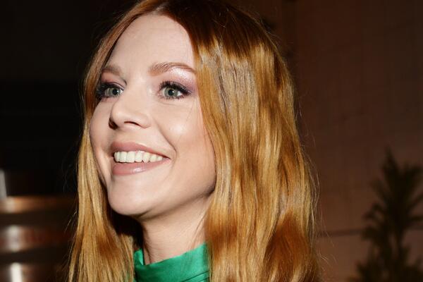 Уколы или плохой ракурс? Фанаты обсуждают новые фото Подольской 