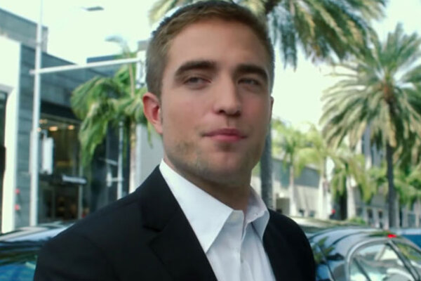 В Сети появился трейлер фильма «Звездная карта» с Паттинсоном и Мур