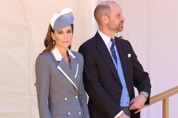 Совсем как принцесса Диана: Кейт Миддлтон показалась в наряде в винтажном стиле  