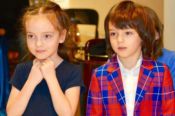 Дети Филиппа Киркорова впервые побывали на Параде Победы