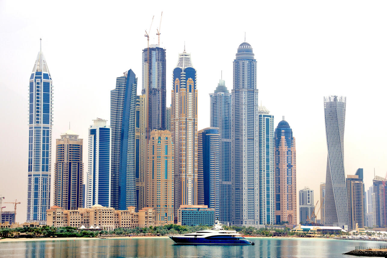 куда поехать на новогодние каникулы, короткие поездки на праздники, путешествия на 2-3 дня, куда съездить из России зимой, новогодние каникулы направления, короткий перелет из Москвы, поездки на выходные зимой, Казань Сочи Калининград зимой