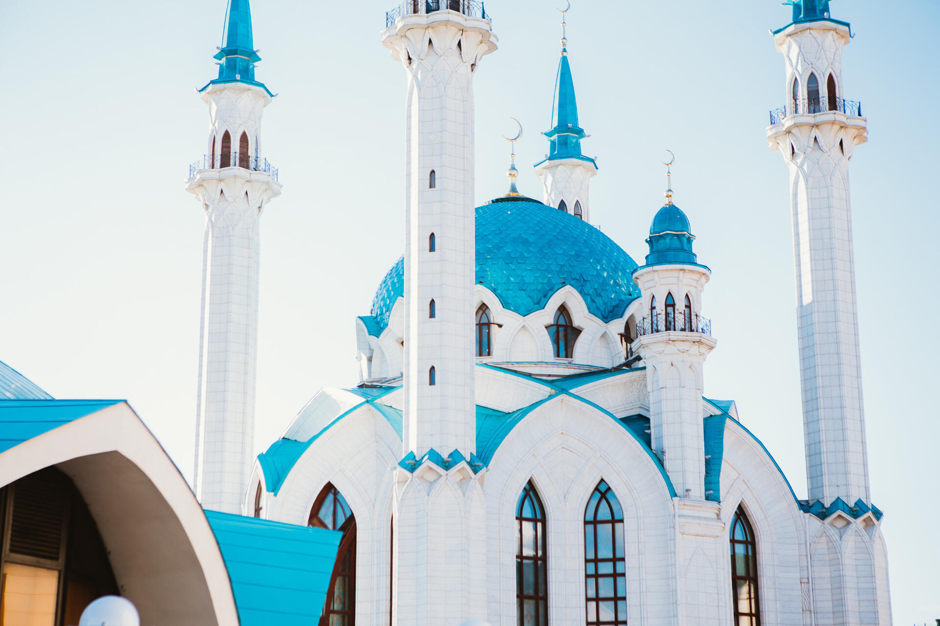 куда поехать на новогодние каникулы, короткие поездки на праздники, путешествия на 2-3 дня, куда съездить из России зимой, новогодние каникулы направления, короткий перелет из Москвы, поездки на выходные зимой, Казань Сочи Калининград зимой