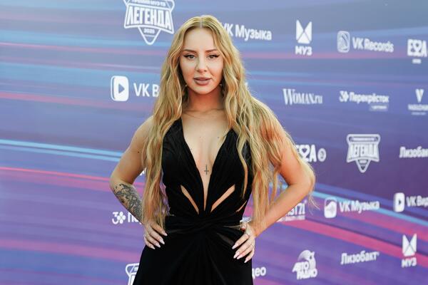 Анна Asti огорошила известием о малыше и показала его фото: «Добро пожаловать в семью»