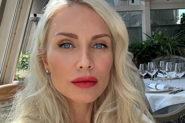 Гордон — про вымогательство и шантаж Елены Товстик: «Взяла деньги и ушла от переговоров»