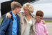 Наоми Уоттс с юными актерами, играющими сыновей Леди Ди. Кадр из фильма «Диана: История любви»