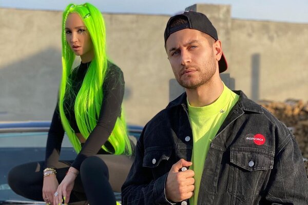 Манукян показал, что отнял у Ольги Бузовой