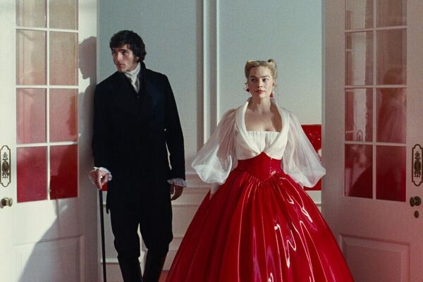 «50 оттенков серого» в 18-м веке: рецензия на фильм «Грозовой перевал»