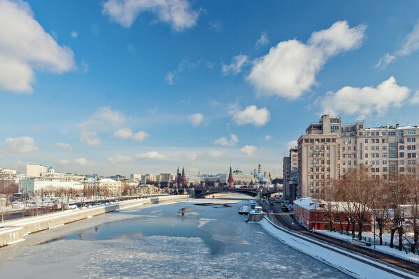 Прогноз погоды на зиму 2025-2026 обновлен — из тепла в холод и обратно