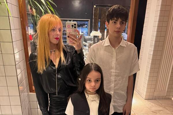Стоцкая — про подростковый возраст 14-летнего сына, ставшего копией Киркорова: «Он мудрее, чем я»