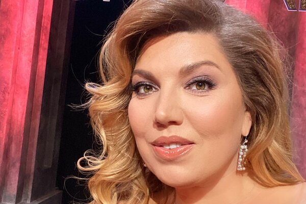 Лицо Скулкиной без макияжа поразило фанатов