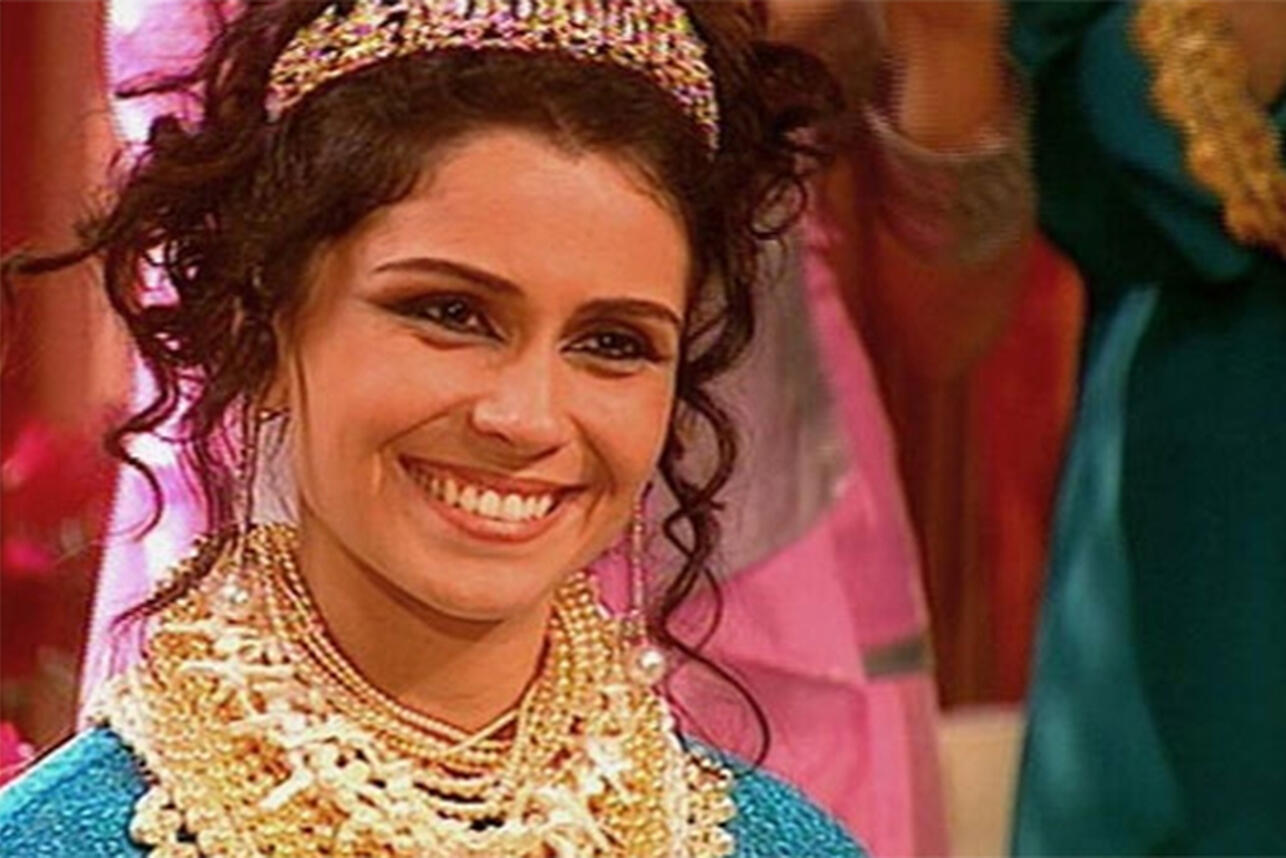 Р&mdash;РІР&micro;Р&middot;РґР&deg; СЃР&micro;СЂРёР&deg;Р&raquo;Р&deg; В&laquo;РљР&raquo;РѕРЅВ&raquo; РїРѕРєР&deg;Р&middot;Р&deg;Р&raquo;Р&deg; С&bdquo;РёРіСѓСЂСѓ Р&plusmn;Р&micro;Р&middot; РїСЂРёРєСЂР&deg;СЃ РЅР&deg;РєР&deg;РЅСѓРЅР&micro; 50-Р&raquo;Р&micro;С&sbquo;РёСЏ