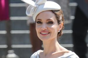 Анджелина Джоли счастлива, что Питт вернул ей детей