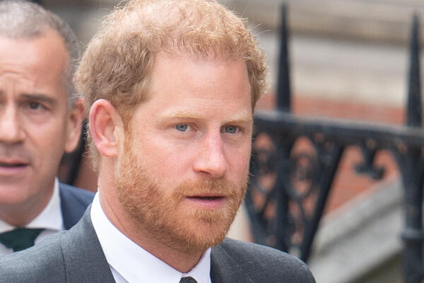 Удар для Кейт Миддлтон: принца Уильяма обвинили в получении крупной взятки 