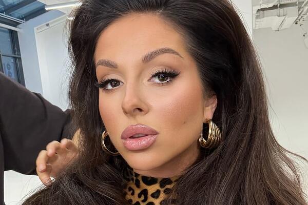 Нюша забрала детей у экс-мужа и покинула Дубай — нашла им нового папу