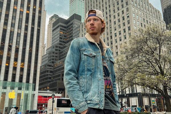 Всему виной клеймо Пугачевой: вот зачем Никита Пресняков тайно прилетал в Россию