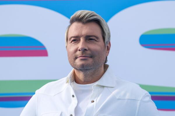 Друг в беде не бросит: Николай Басков спас Волочкову от инвалидности