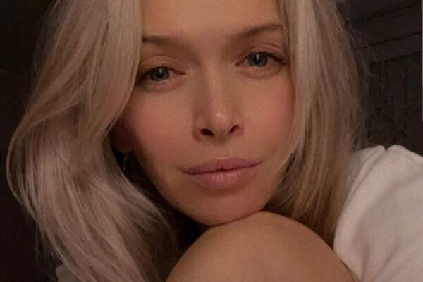 Неужели операция? Куда пропала фирменная родинка Веры Брежневой 