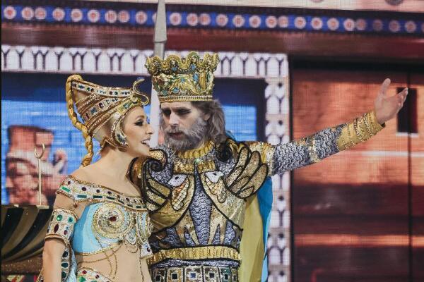 Навка похвасталась совместным фото с Чернышевым и его семилетней дочерью