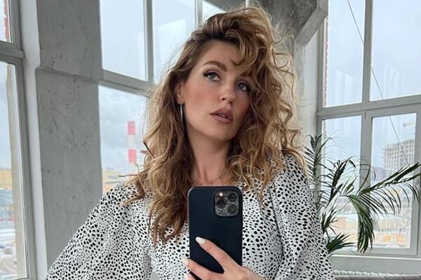 Савельева заговорила о своем сыне — есть причина прятать лицо ребенка