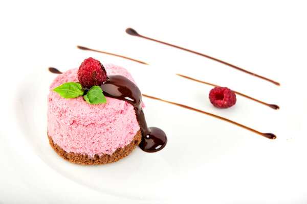 Малиновый мусс: рецепт от шеф-повара Джузеппе Д'Анджело