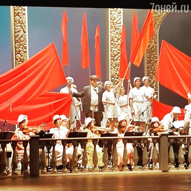 Красный моцарт спектакль о чем. Смотреть фото Красный моцарт спектакль о чем. Смотреть картинку Красный моцарт спектакль о чем. Картинка про Красный моцарт спектакль о чем. Фото Красный моцарт спектакль о чем