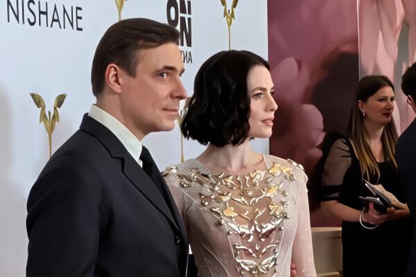 Евгений Цыганов рассказал, почему не болел за Снигирь на премии «Ника»