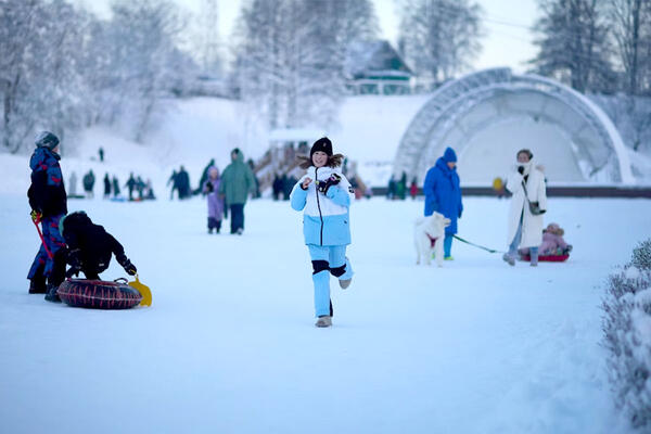 Где покататься на тюбинге в Москве: лучшие места 