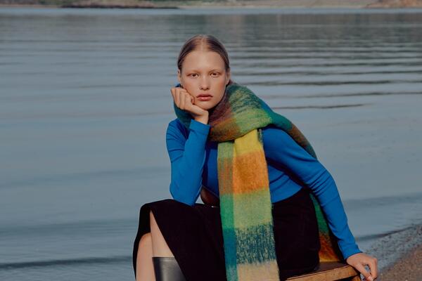 Пастель и северное сияние: дизайнеры создали «тактильную» коллекцию одежды