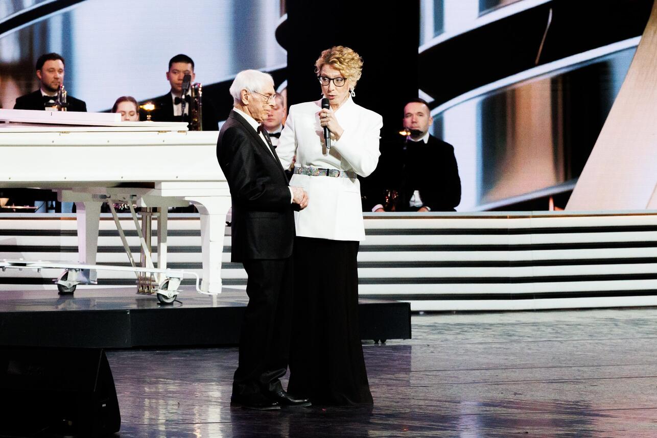 РњРѕСЂРѕР&middot; СЃ РїРѕРґР&deg;СЂРєРѕРј, РџР&deg;РЅР&deg;Р№РѕС&sbquo;РѕРІ вЂ&rdquo; Рѕ СЂРѕРјР&deg;РЅС&sbquo;РёРєР&micro;: РєР&deg;Рє РїСЂРѕС&euro;Р&micro;Р&raquo; СЋР&plusmn;РёР&raquo;Р&micro;Р№ Р&mdash;Р&deg;С&dagger;Р&micro;РїРёРЅР&deg; РІ РљСЂР&micro;РјР&raquo;Р&micro;