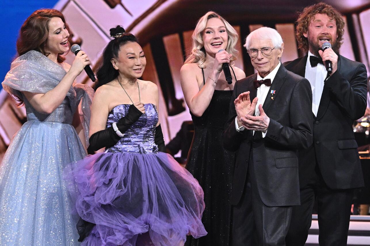 РњРѕСЂРѕР&middot; СЃ РїРѕРґР&deg;СЂРєРѕРј, РџР&deg;РЅР&deg;Р№РѕС&sbquo;РѕРІ вЂ&rdquo; Рѕ СЂРѕРјР&deg;РЅС&sbquo;РёРєР&micro;: РєР&deg;Рє РїСЂРѕС&euro;Р&micro;Р&raquo; СЋР&plusmn;РёР&raquo;Р&micro;Р№ Р&mdash;Р&deg;С&dagger;Р&micro;РїРёРЅР&deg; РІ РљСЂР&micro;РјР&raquo;Р&micro;