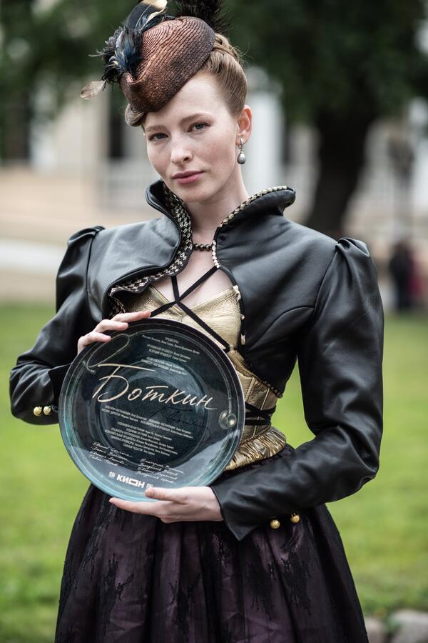 Р•РєР°С‚РµСЂРёРЅР° Р’РѕСЂРѕРЅРёРЅР° РЅР° СЃСЉРµРјРєР°С… СЃРµСЂРёР°Р»Р° В«Р‘РѕС‚РєРёРЅВ» С„РѕС‚Рѕ
