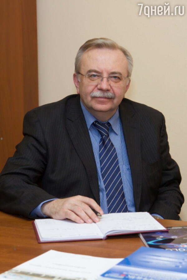 профессор Павел Огурцов 