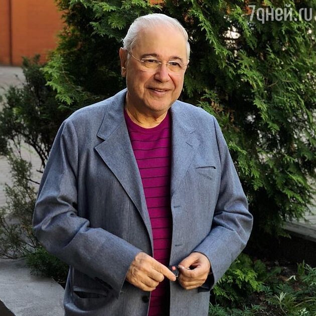 Евгений Петросян