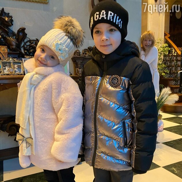 Семейное фото Аллы Пугачевой Семейное фото Аллы Пугачевой