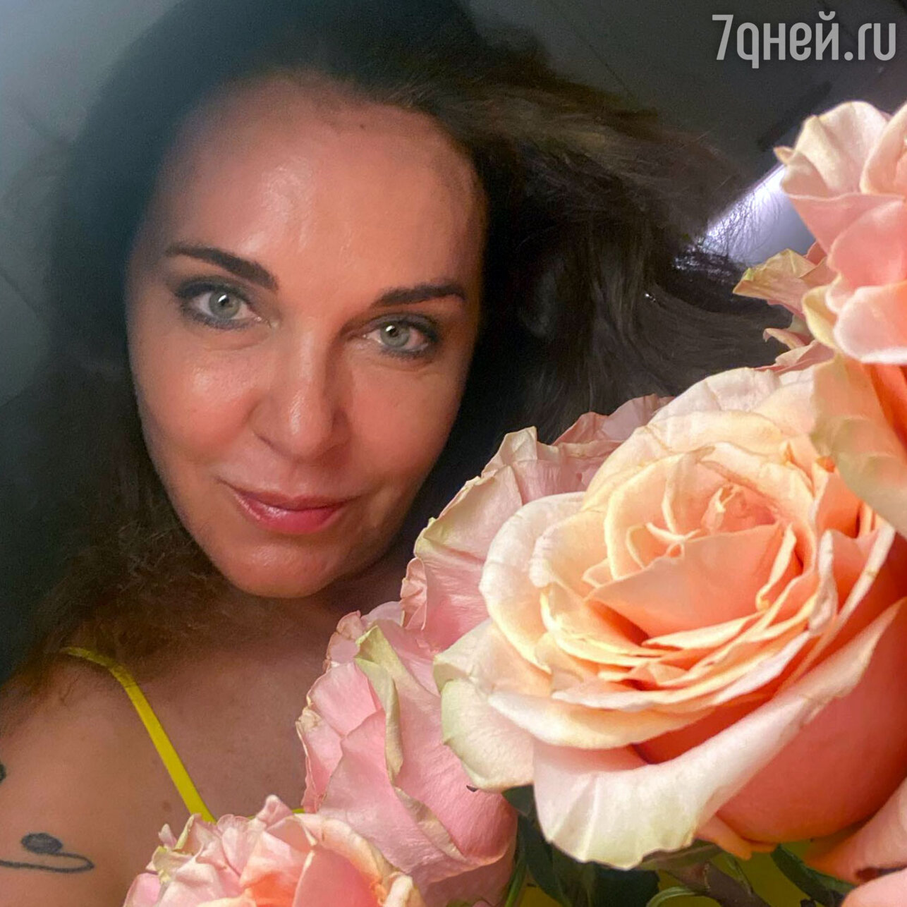 Подумывает о свадьбе, дружит с экс-мужьями и растит внуков: как живет  Татьяна Лютаева - 7Дней.ру