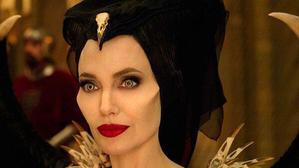 «Малефисента: Владычица тьмы»: зачем Анджелине Джоли понадобились силиконовые накладки