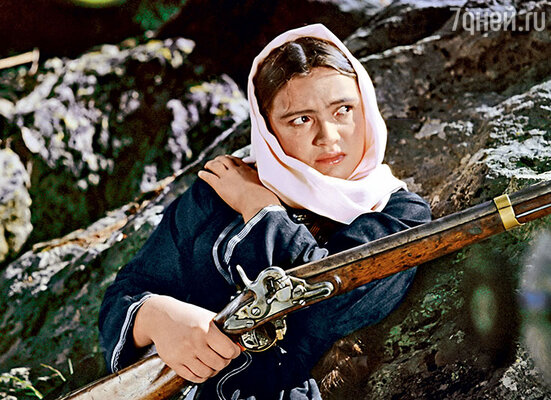 Инна Выходцева в роли Лины в фильме «Лавина с гор». 1958 г.