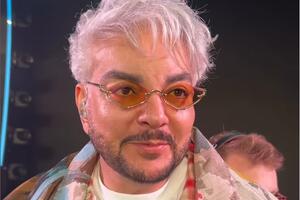 Между Рики Мартином и Волочковой:  публика высмеяла «пластиковый зад» Киркорова