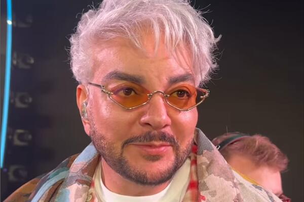 Между Рики Мартином и Волочковой:  публика высмеяла «пластиковый зад» Киркорова