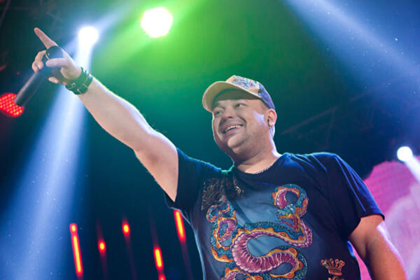 Читатели, снова «Руки Вверх!»