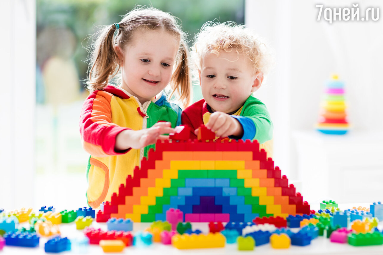 Топ-10 лучших развивающих игрушек для детей от 1 до 3 лет в 2023 году по мнению КП
