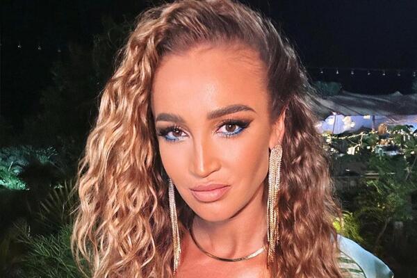 «Говорят, беременна от Галустяна»: ошарашенная Бузова не стала молчать